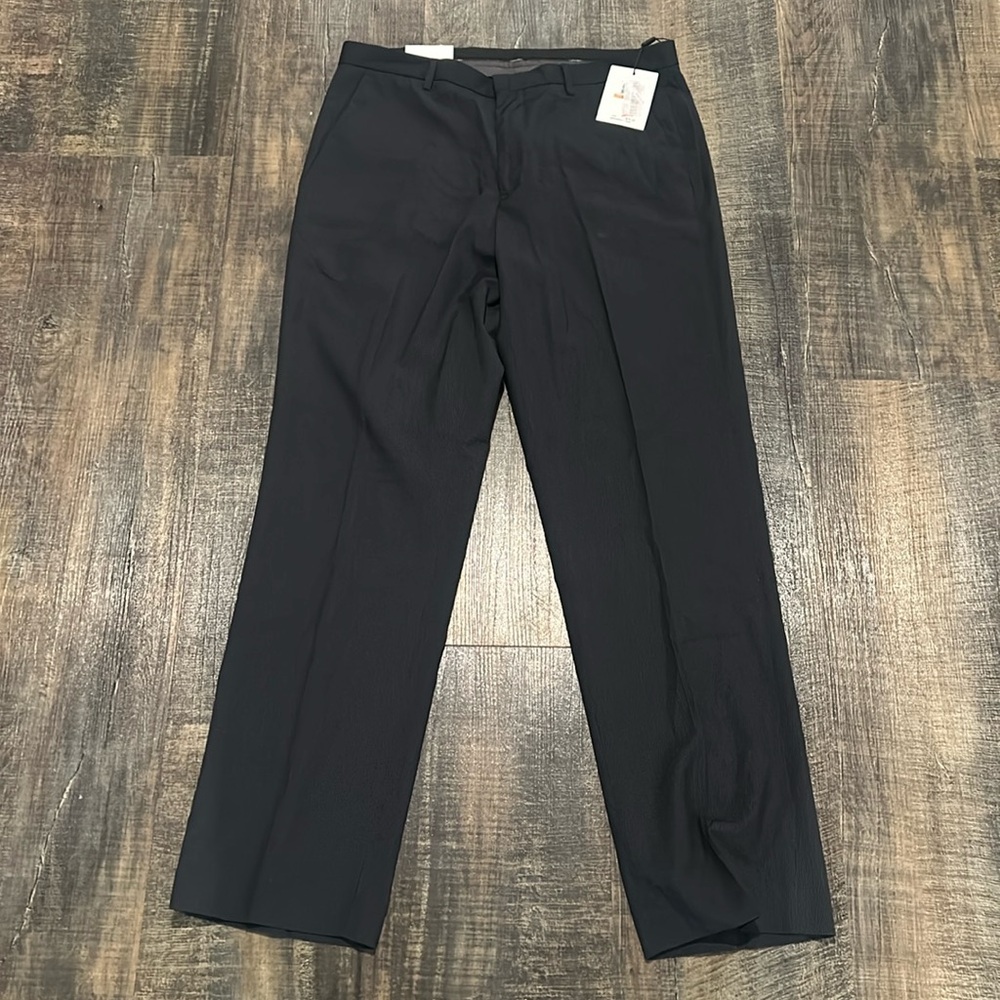NWT Calvin Klein Straight Fit Dress Pants Sz 33/32